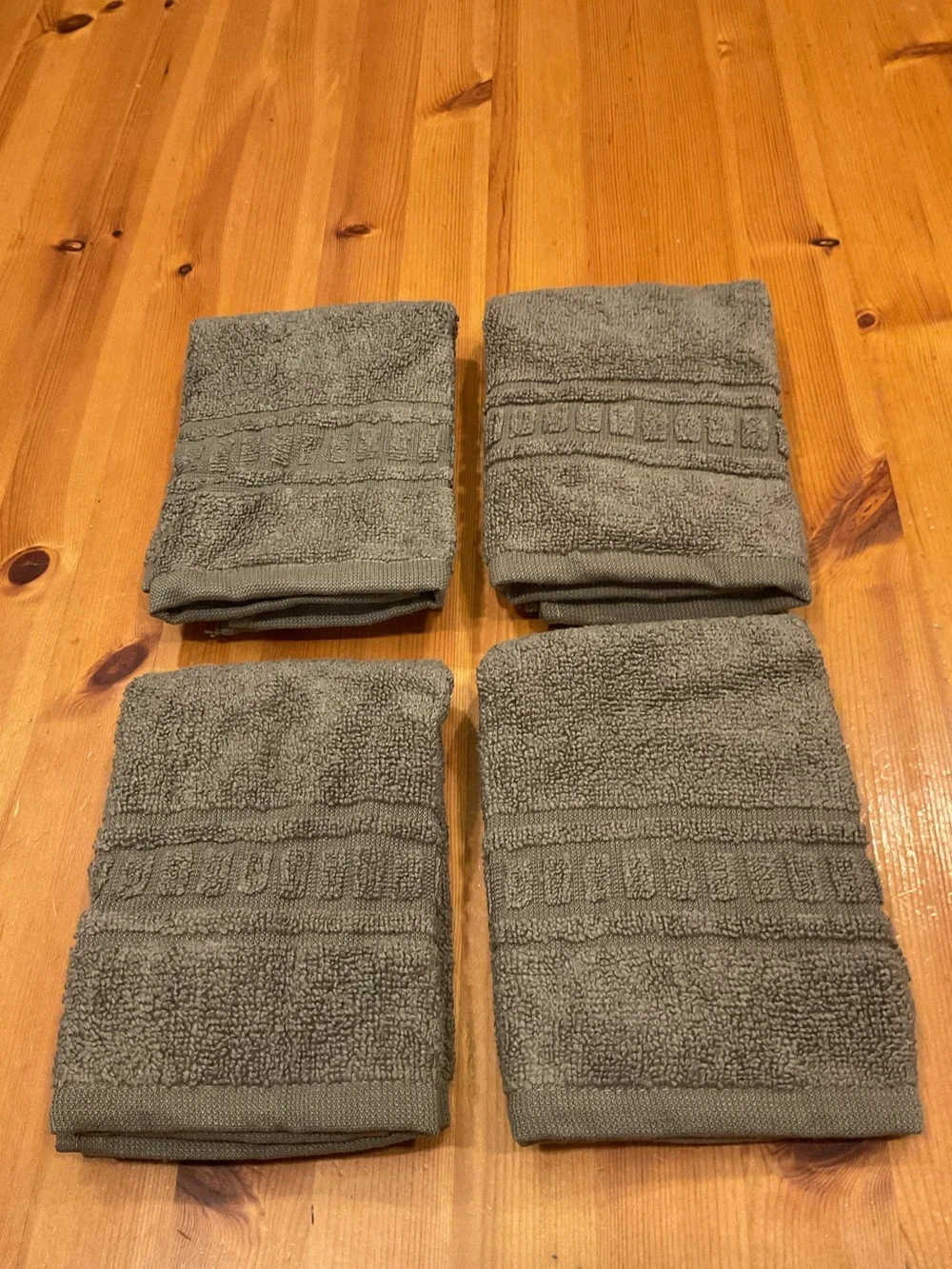 LAURA ASHLEY LIFESTYLES TOWELS FACE WASHCLOTHS NEW WITH TAGS GRAY TAUPE COTTON